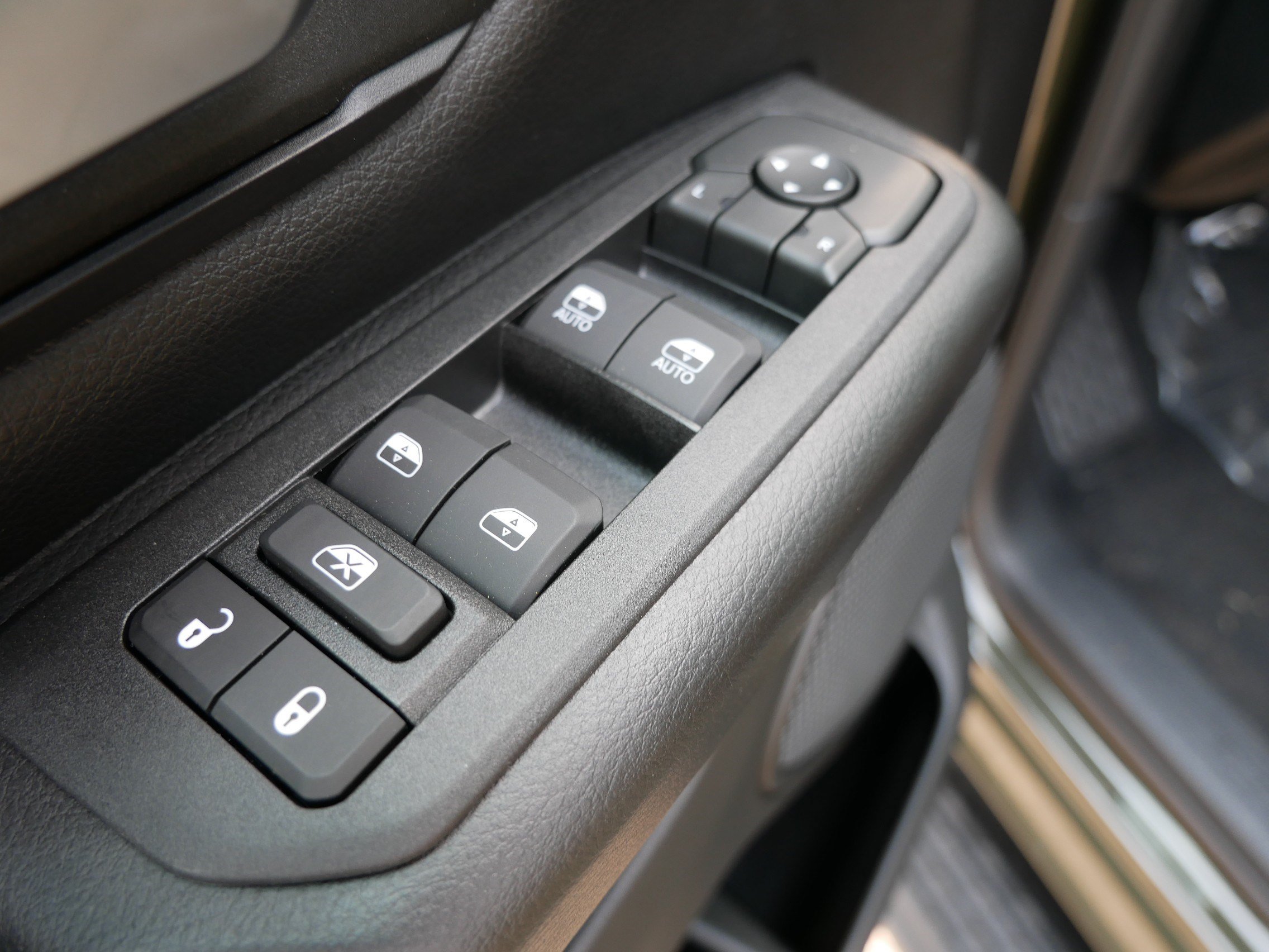 New 2026 RAM 1500 Express AWD/4WD image 12