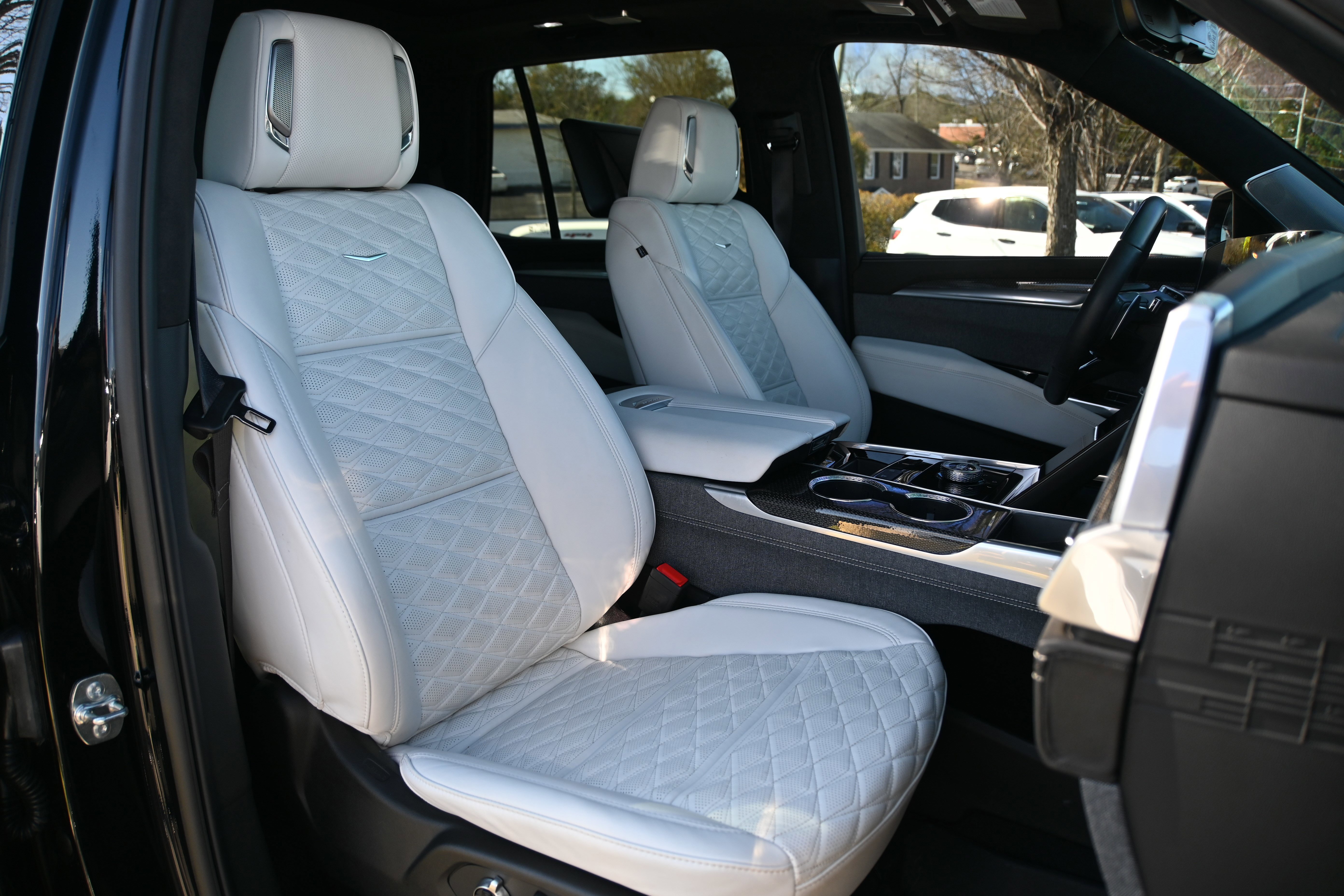 Used 2025 Cadillac Escalade V w/ LPO, Floor Liner Package image 21