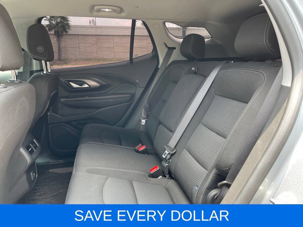 Used 2024 GMC Terrain SLE w/ LPO, Floor Liner Package FWD image 10