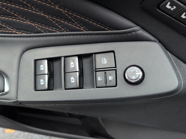 Used 2022 Toyota Avalon Limited image 14