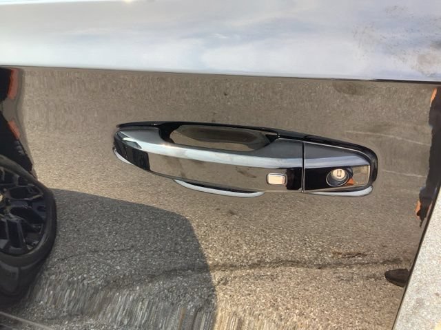 Used 2023 Chevrolet Suburban LS AWD/4WD image 24
