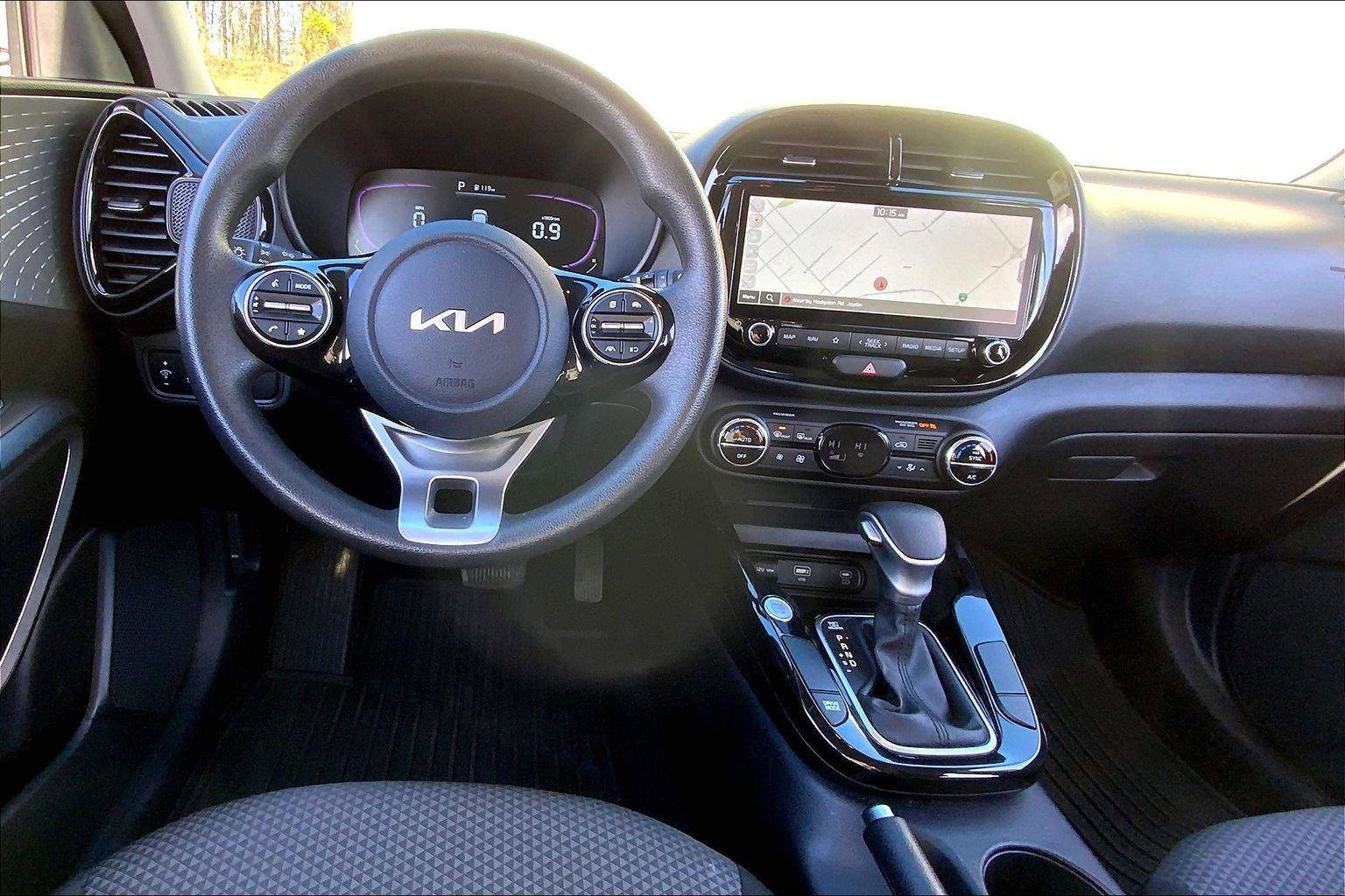 Used 2023 Kia Soul S image 5
