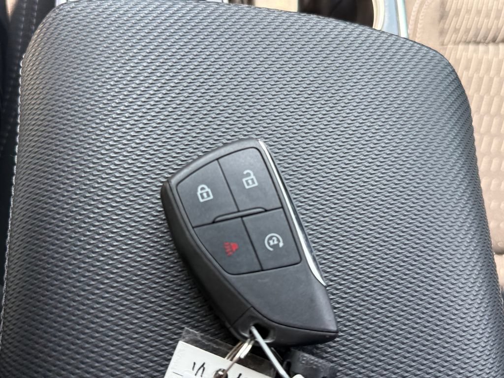 Used 2025 Chevrolet Equinox LT FWD image 45