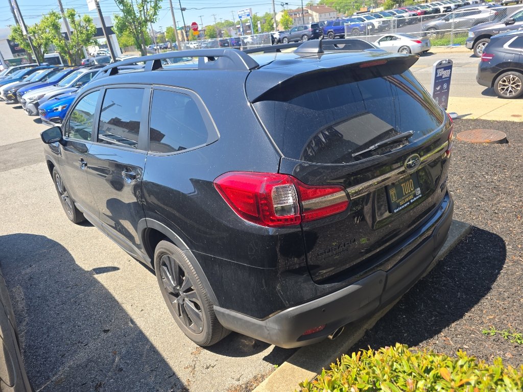 Used 2022 Subaru Ascent Onyx Edition AWD/4WD image 5