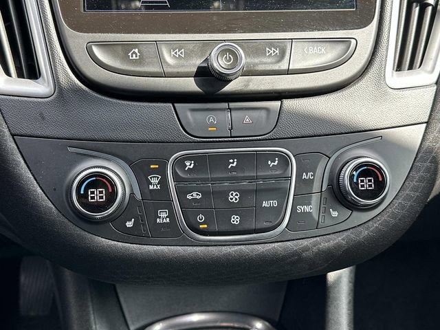 Used 2024 Chevrolet Malibu LT image 21