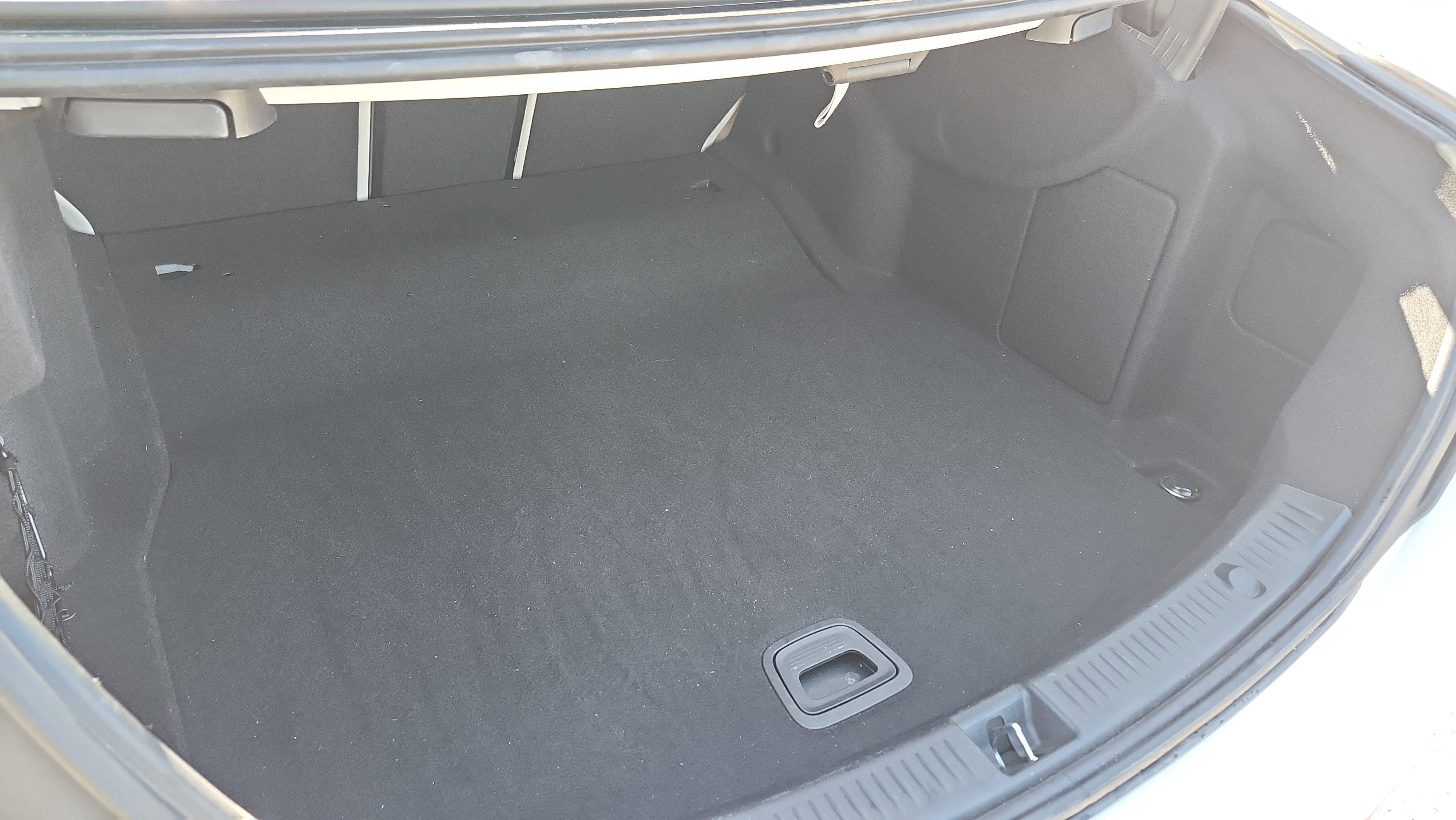 Used 2018 Mercedes-Benz E 300 image 39