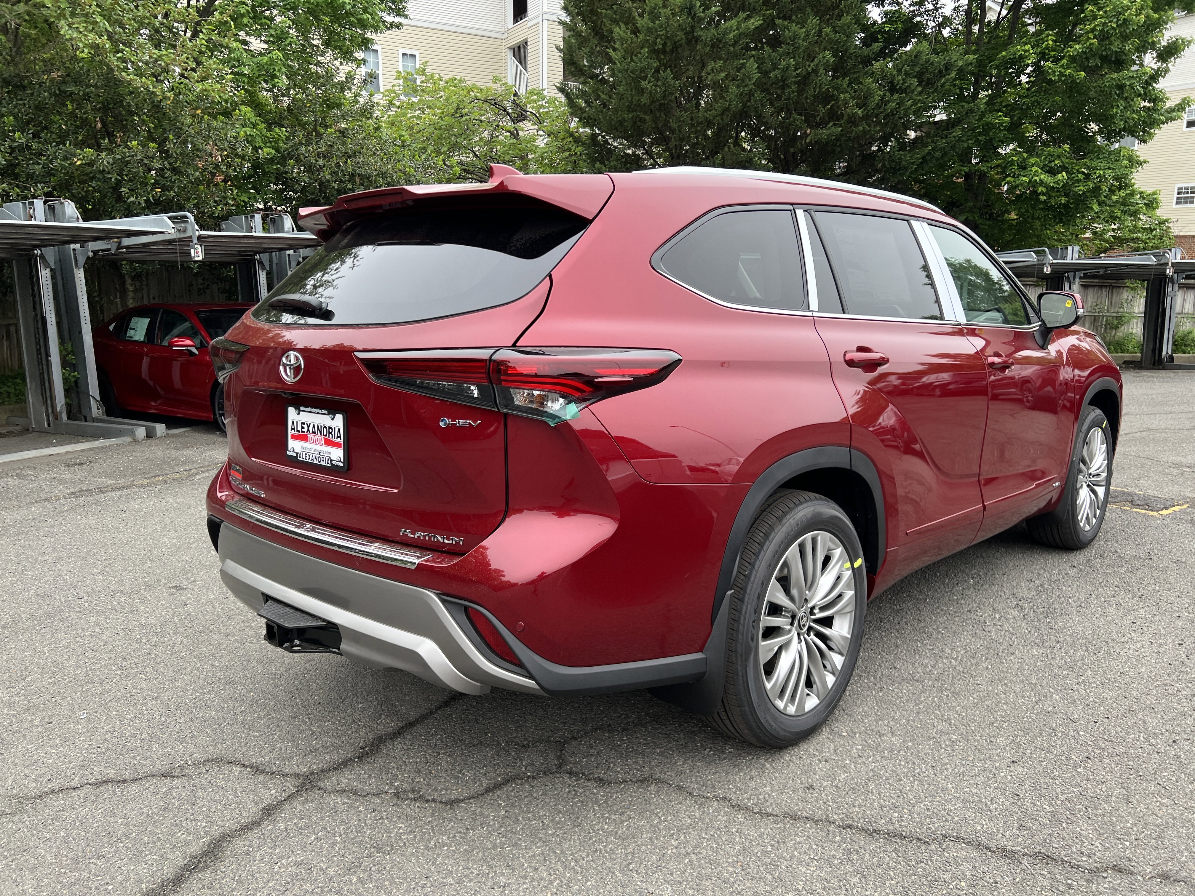 New 2026 Toyota Highlander Platinum AWD/4WD image 5