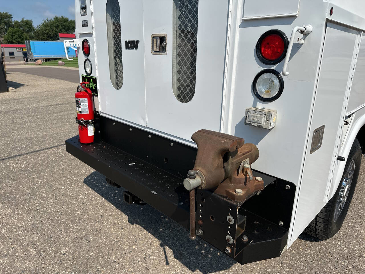 Used 2014 Ford F350 XL image 26