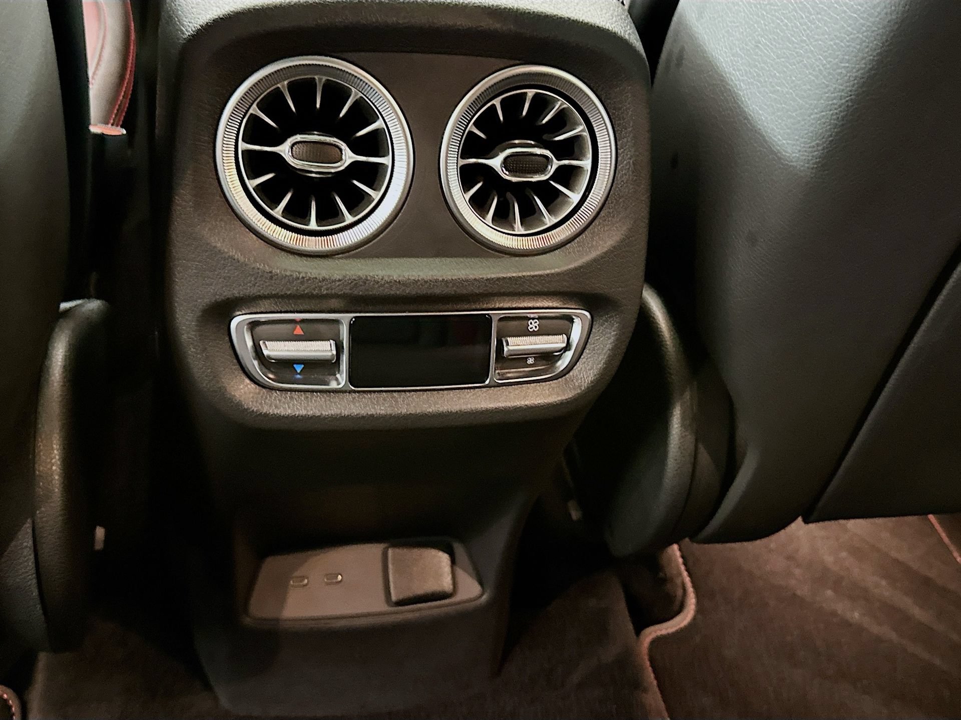 Certified 2025 Mercedes-Benz G 63 AMG 4MATIC image 28