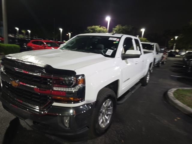 Used 2017 Chevrolet Silverado 1500 LT w/ All Star Edition image 12