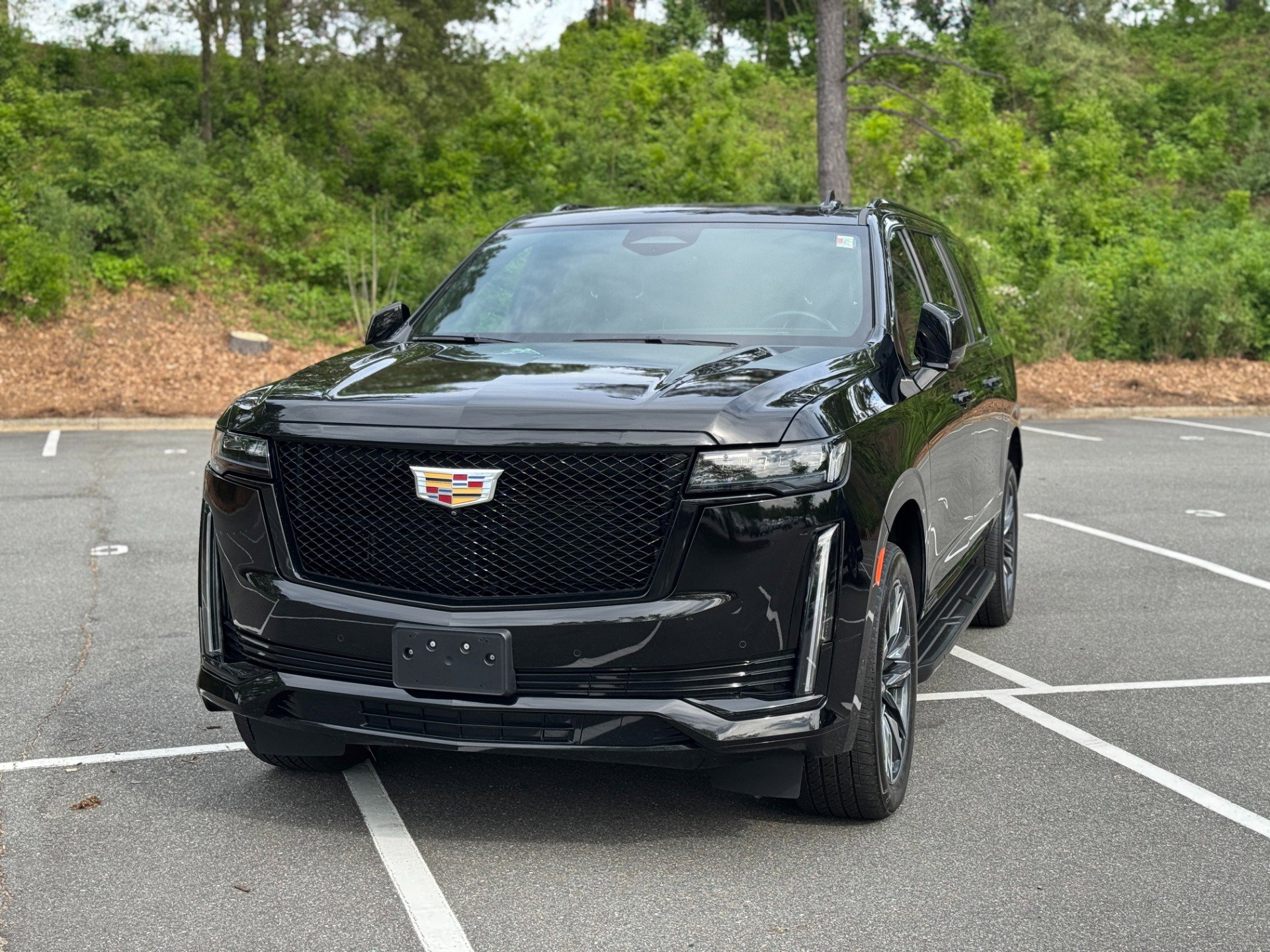 Used 2023 Cadillac Escalade ESV Sport image 3