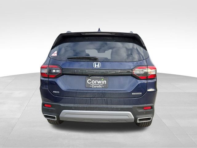 New 2025 Honda Pilot Touring image 19