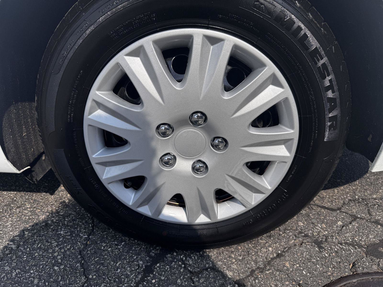 Certified 2017 Chevrolet Cruze LS FWD image 8