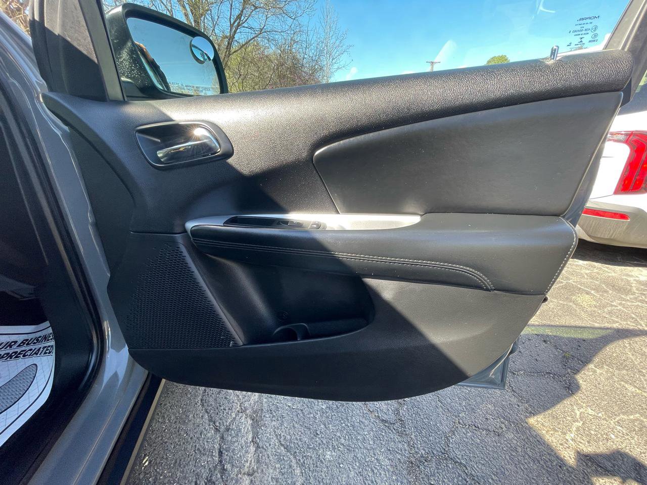 Used 2020 Dodge Journey SE w/ Blacktop Package image 29