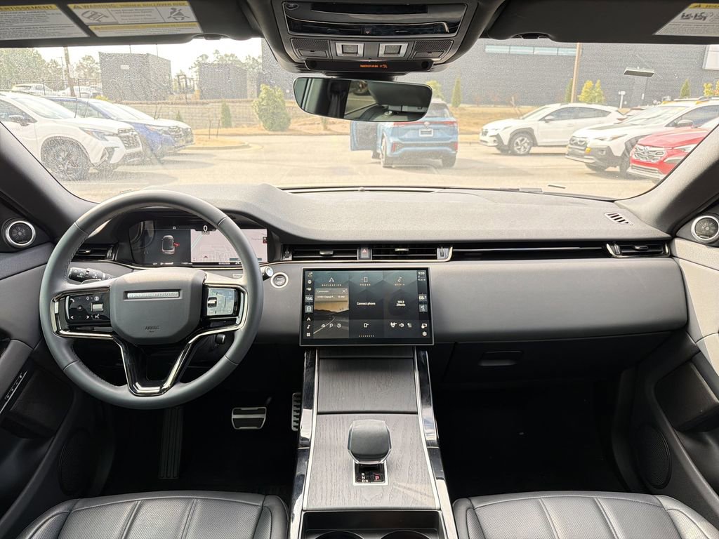 Used 2025 Land Rover Range Rover Evoque Dynamic SE image 14