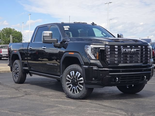 New 2026 GMC Sierra 3500 Denali Ultimate AWD/4WD image 2