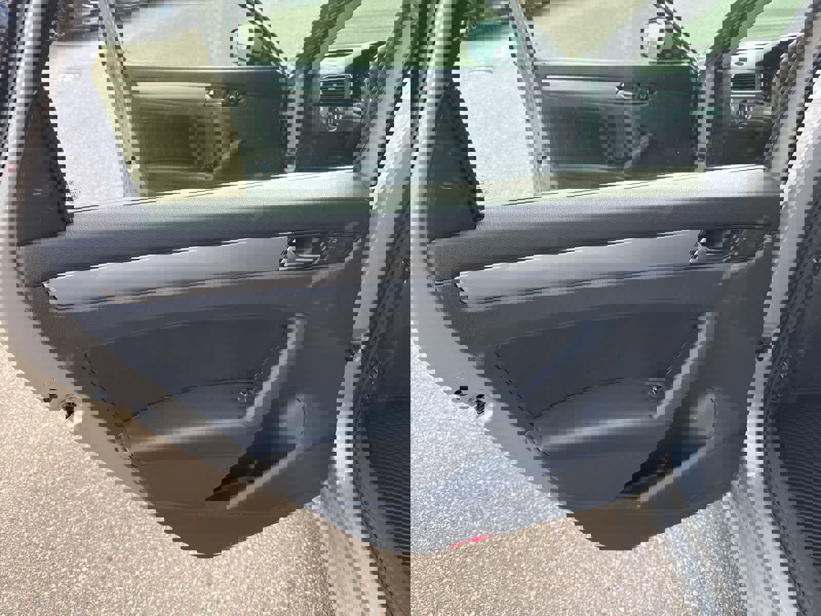 Used 2013 Volkswagen Passat Wolfsburg Edition image 19