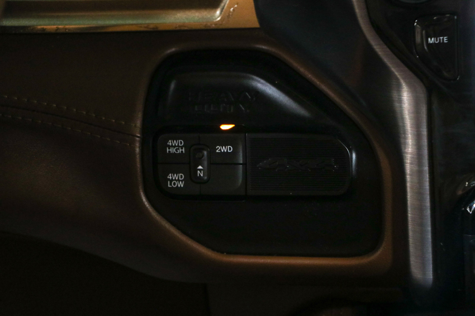 Used 2022 RAM 2500 Limited AWD/4WD image 22