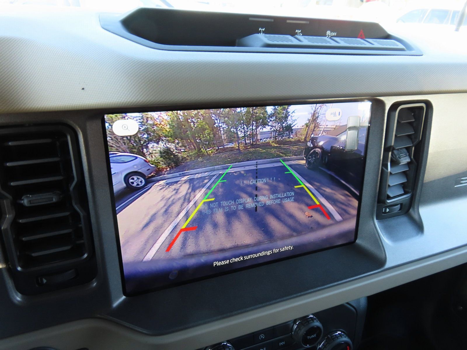 New 2025 Ford Bronco Big Bend w/ Black Diamond Package image 12