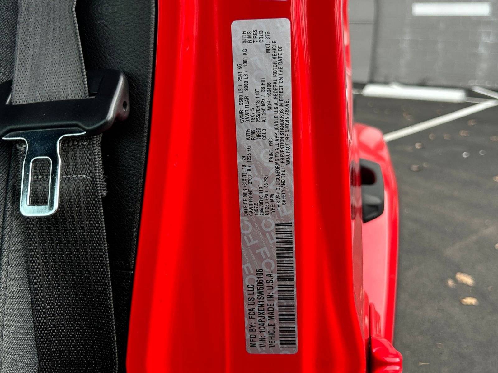 Used 2025 Jeep Wrangler Sahara image 29