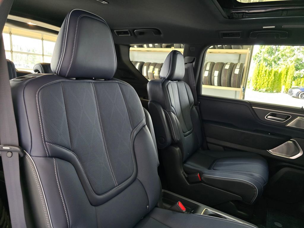 New 2026 INFINITI QX80 4WD image 28