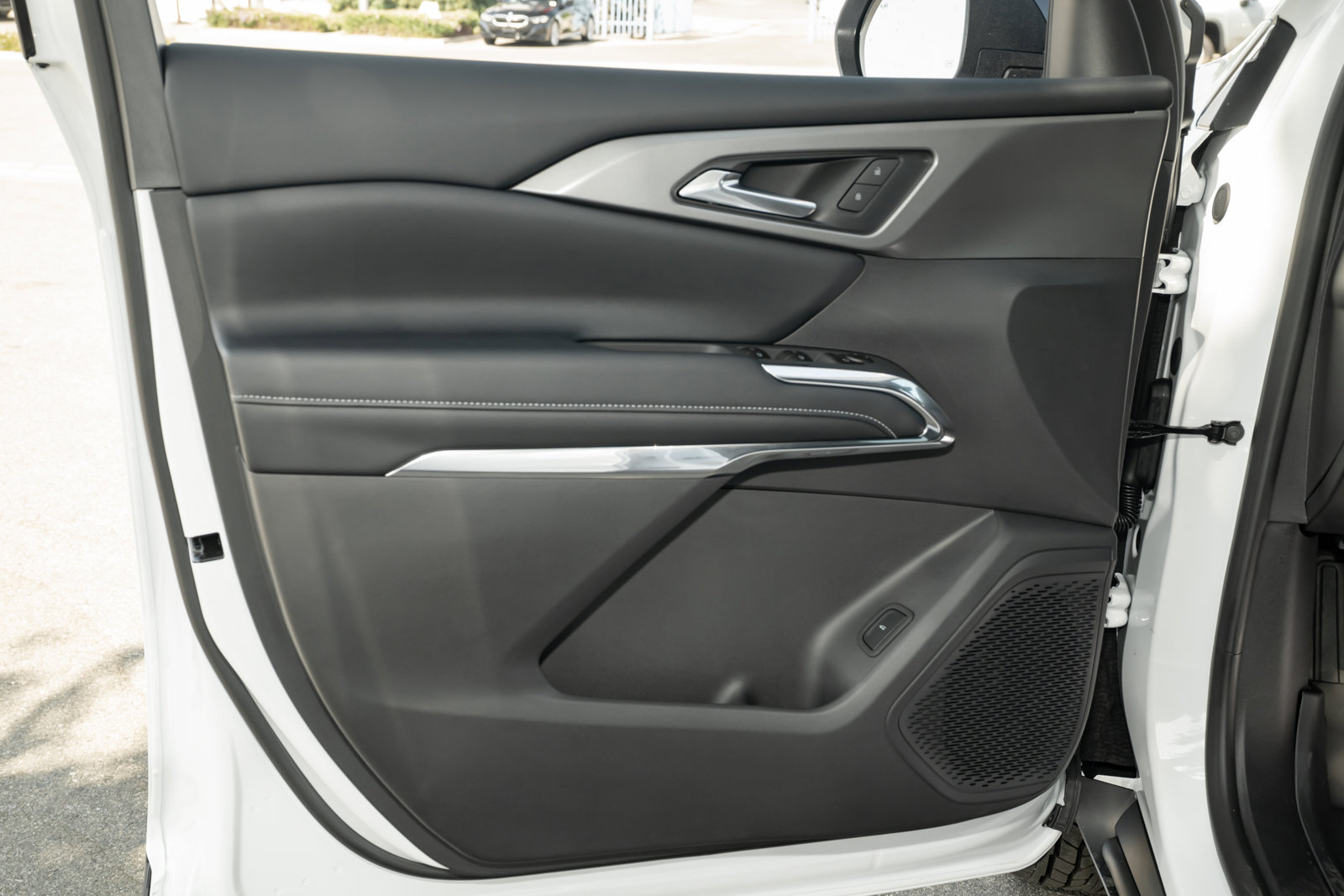 New 2026 Chevrolet Traverse LT w/ Driver Confidence Package image 34