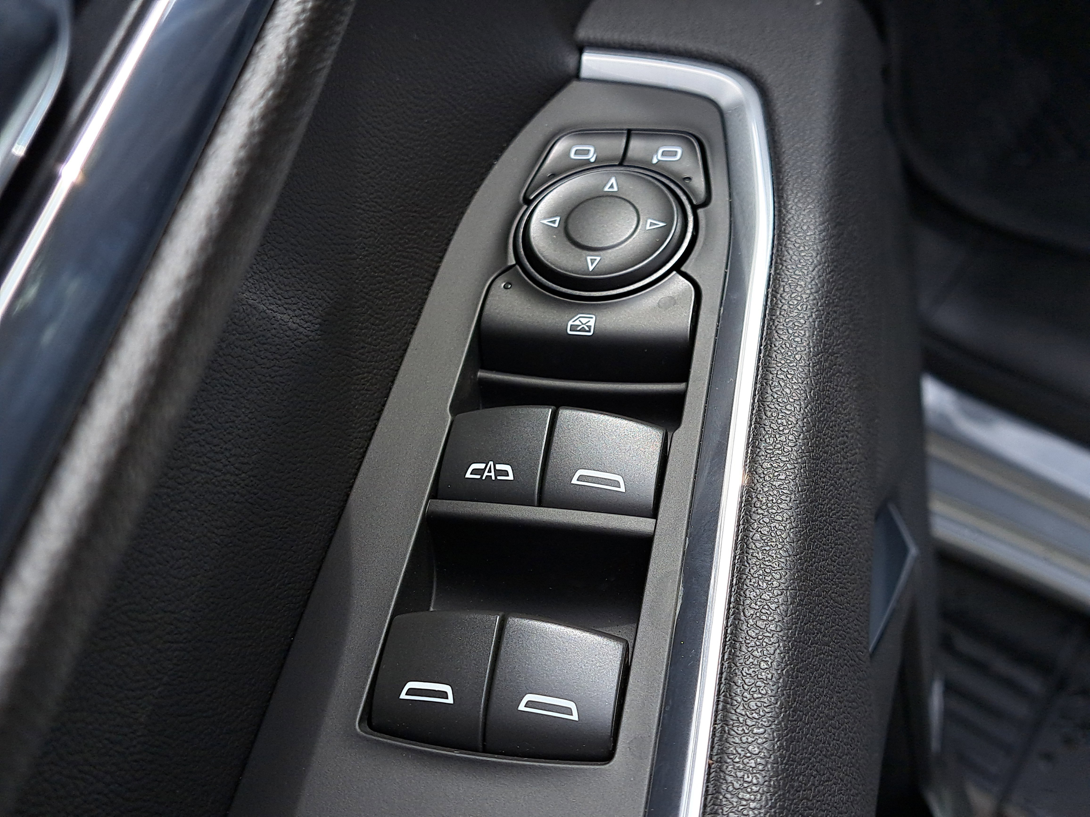 New 2025 GMC Sierra 1500 Elevation w/ LPO, Elevation Black Package image 19