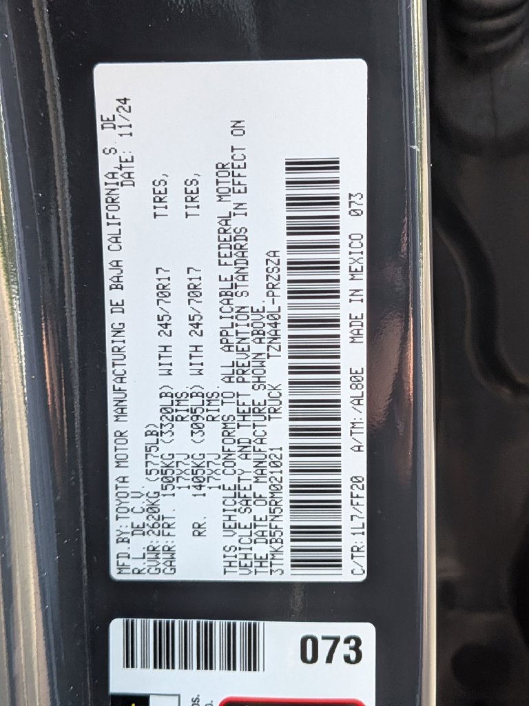 Used 2024 Toyota Tacoma SR5 RWD image 31