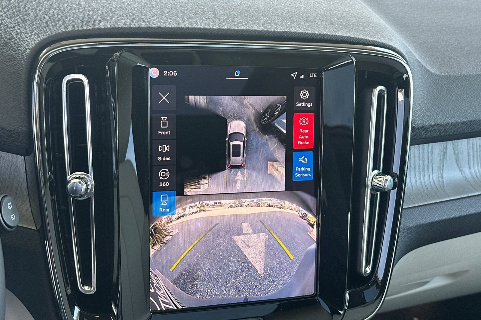 New 2026 Volvo XC40 B5 Plus w/ Protection Package Premier AWD/4WD image 20