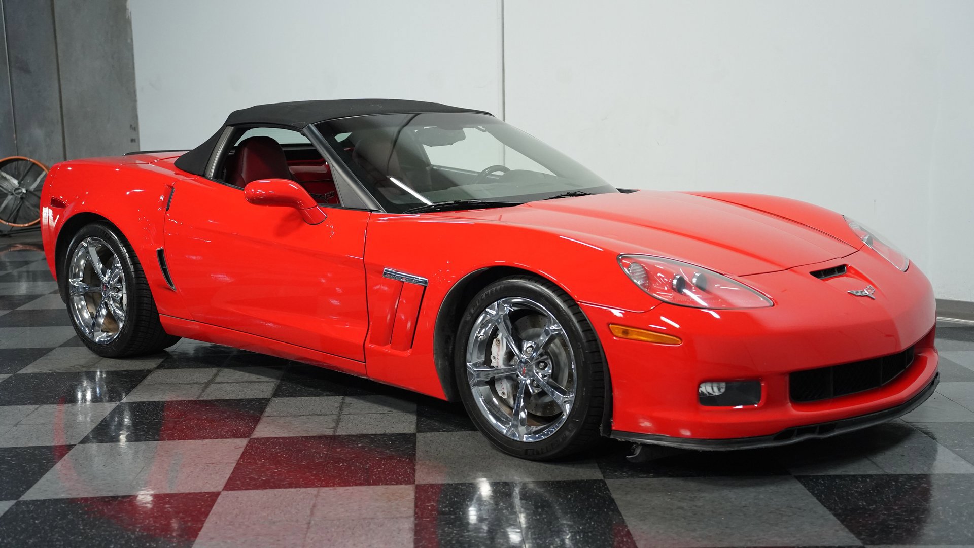 Used 2010 Chevrolet Corvette Grand Sport w/ Preferred Equipment Group image 13