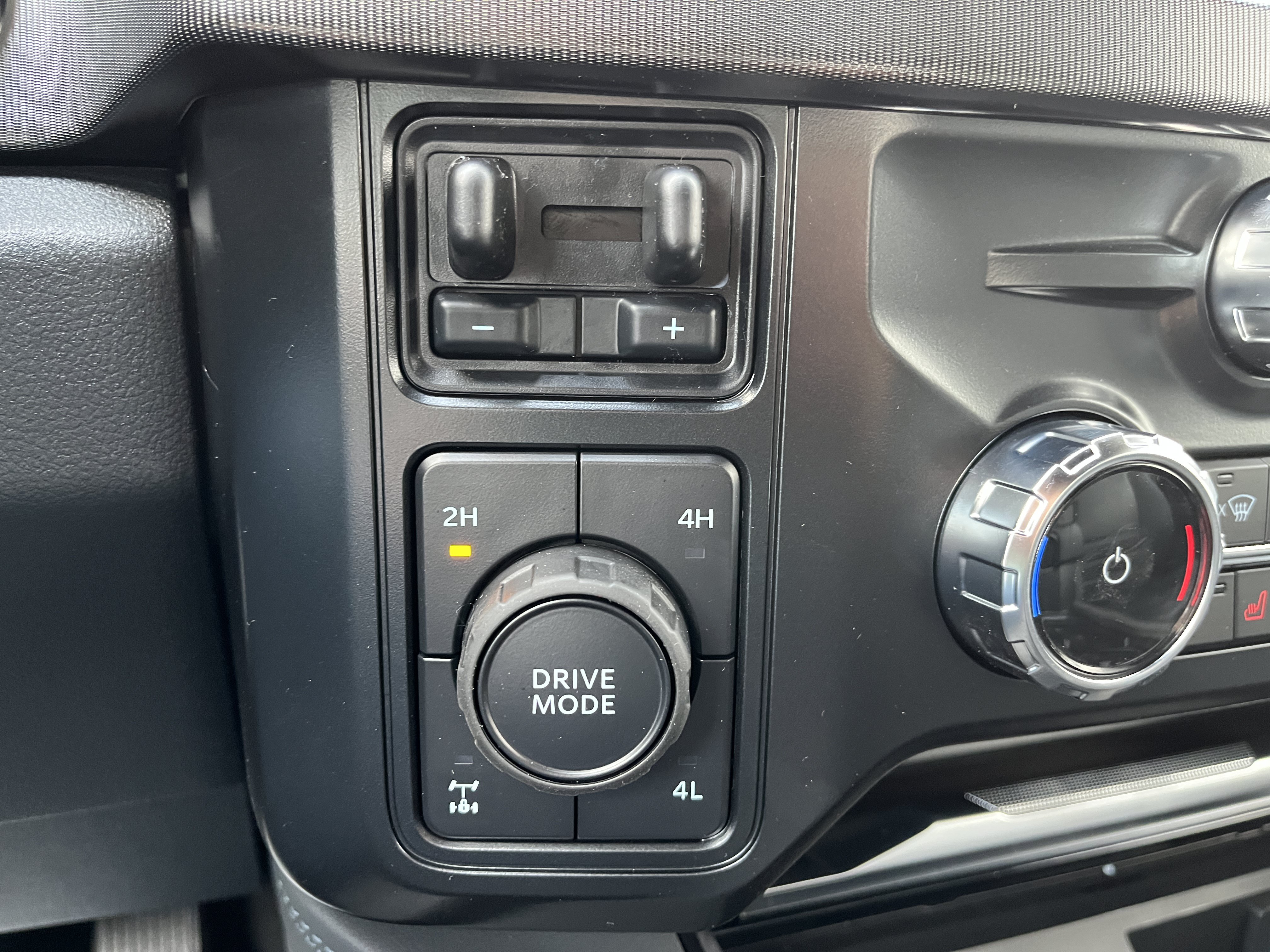 New 2026 Ford F250 Platinum AWD/4WD image 28