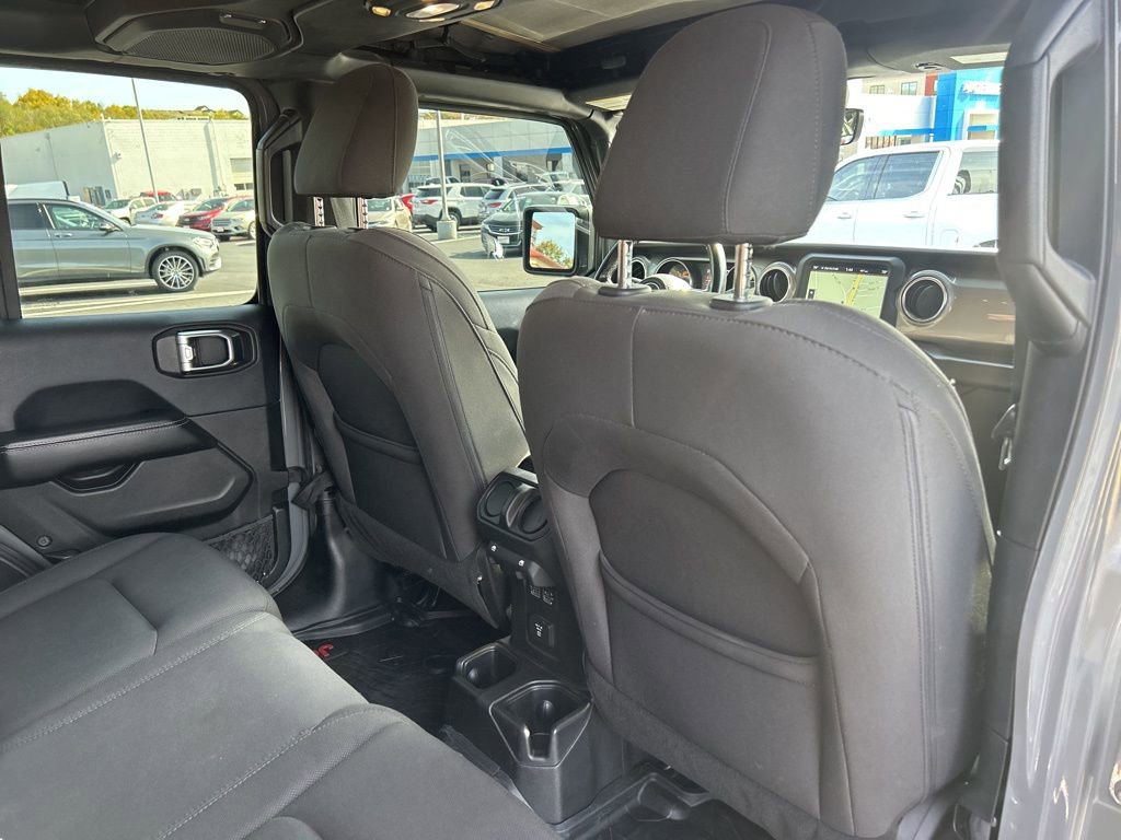 Used 2018 Jeep Wrangler Unlimited Sahara image 47