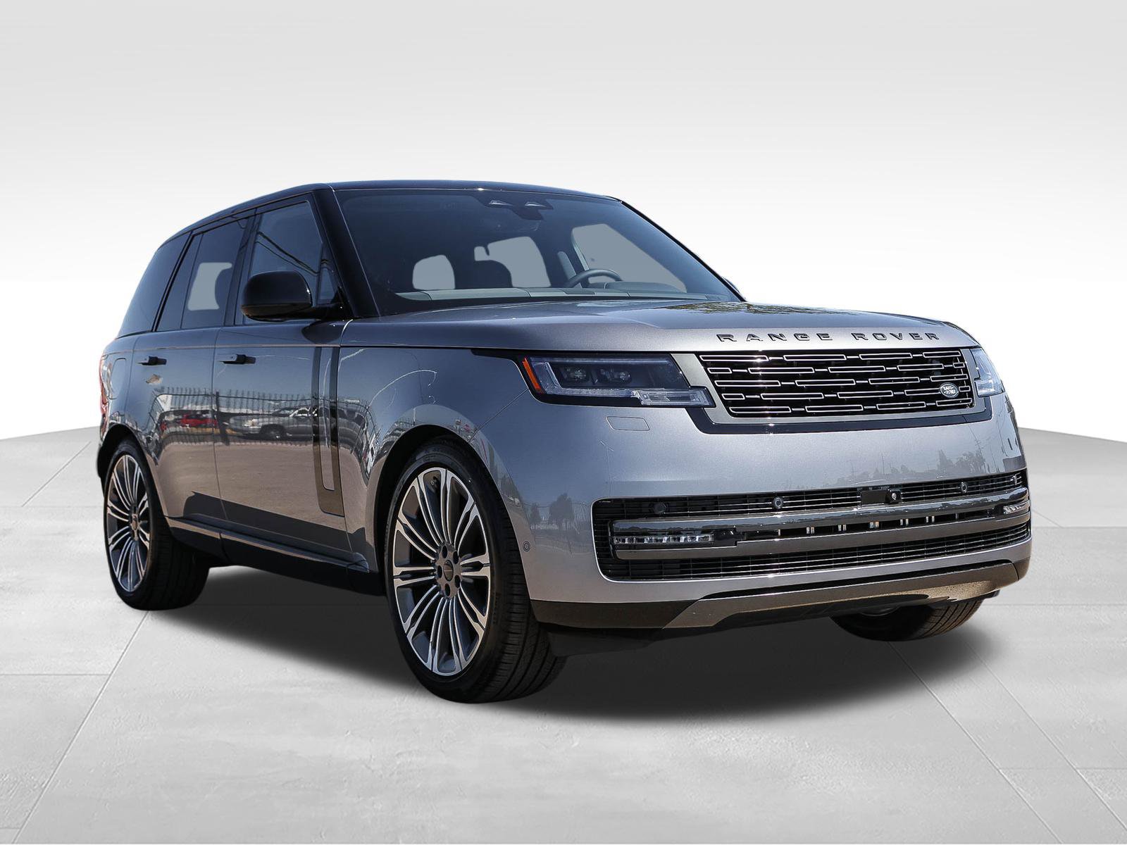 New 2026 Land Rover Range Rover SE AWD/4WD image 3