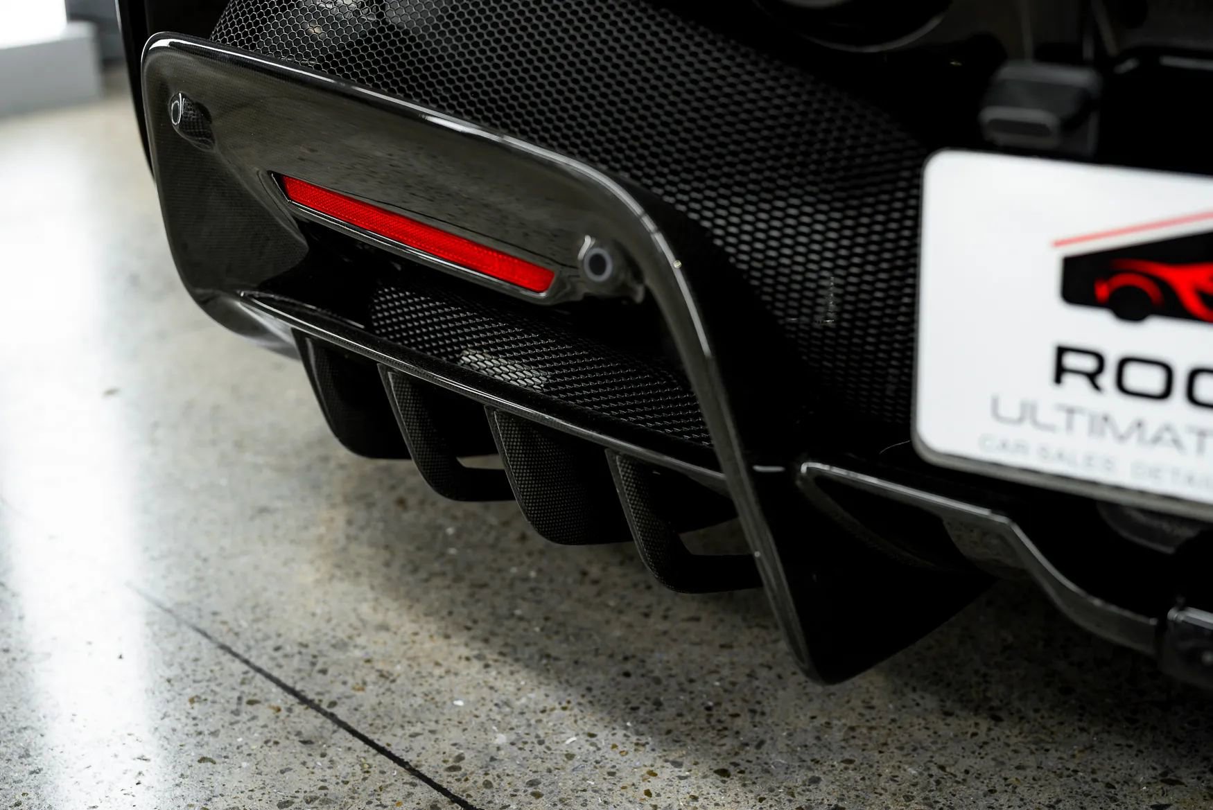 Used 2023 Ferrari SF90 Spider image 56