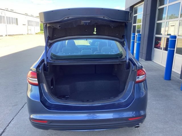 Used 2018 Ford Fusion S FWD image 14