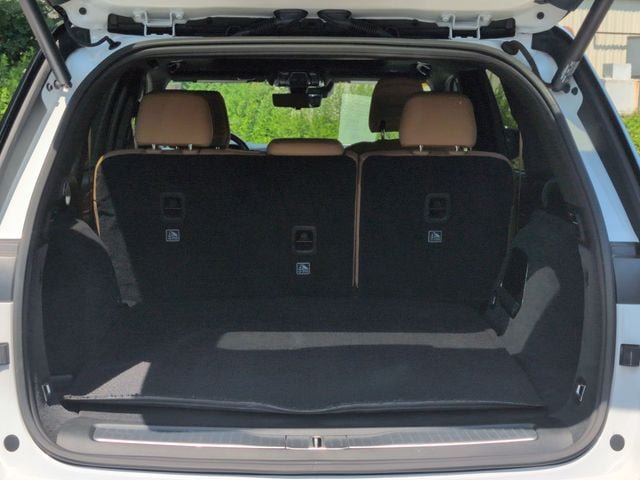 Certified 2023 Jeep Grand Cherokee Summit AWD/4WD image 6