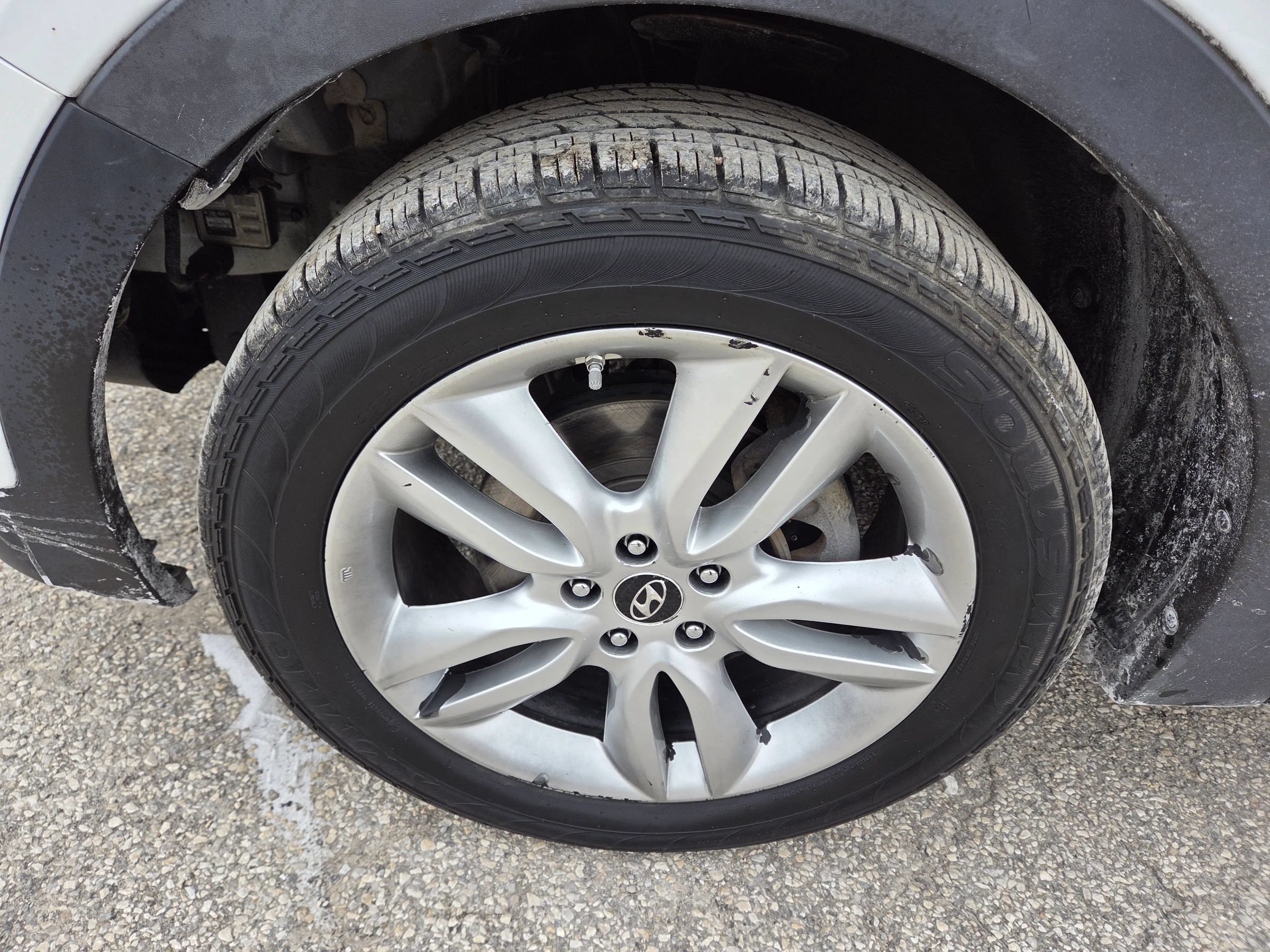 Used 2014 Hyundai Santa Fe Sport 2.0T w/ Technology Package 05 FWD image 8