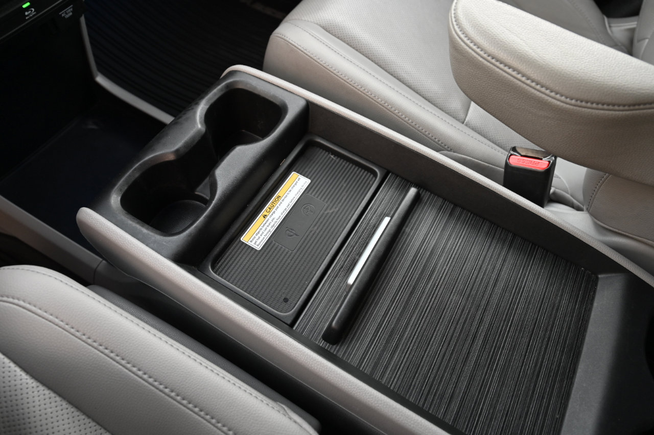 Used 2018 Honda Odyssey Elite image 53