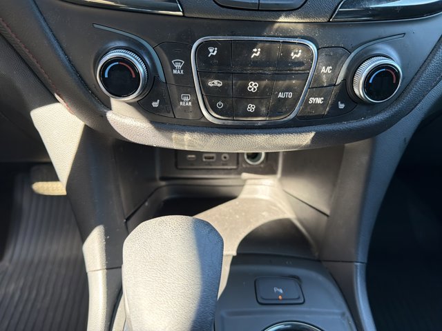 Used 2024 Chevrolet Equinox RS w/ RS Leather Package image 23