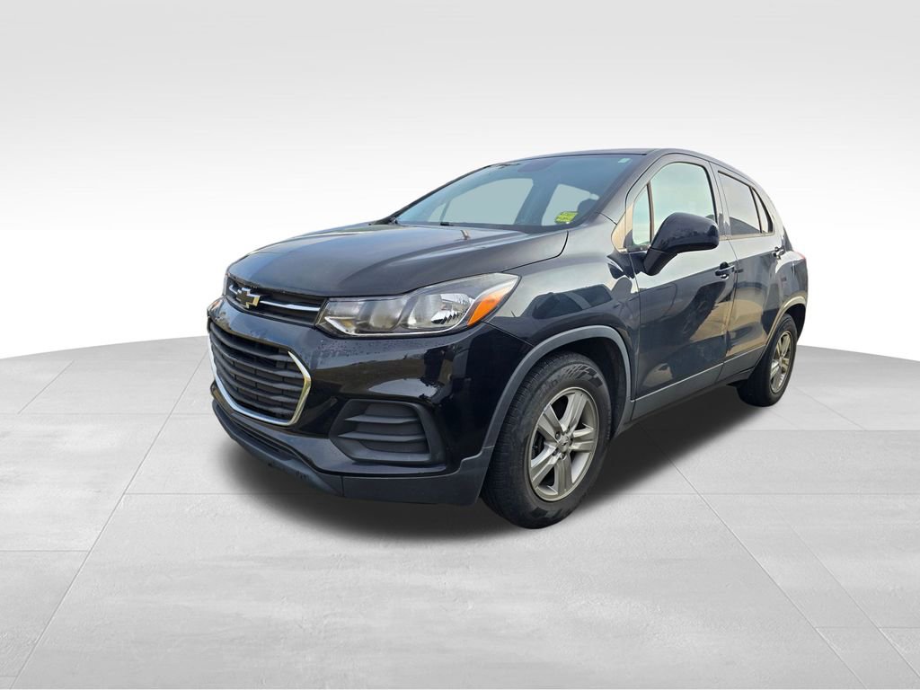 Used 2020 Chevrolet Trax LS w/ Tint and Cruise Package image 5