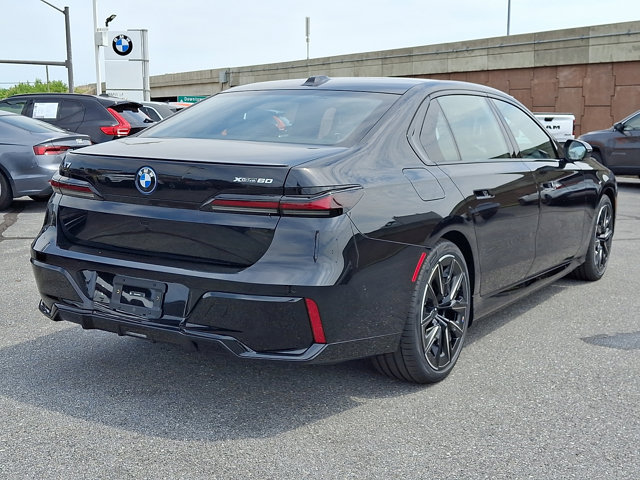 New 2026 BMW i7 xDrive60 w/ Executive Package AWD/4WD image 4
