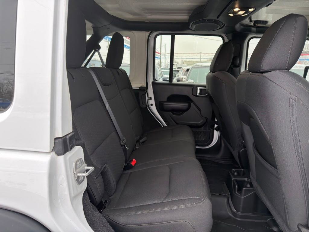 Used 2022 Jeep Wrangler Unlimited Sport image 47