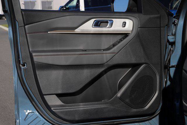New 2026 Ford Explorer Active w/ Active Comfort Package AWD/4WD image 17