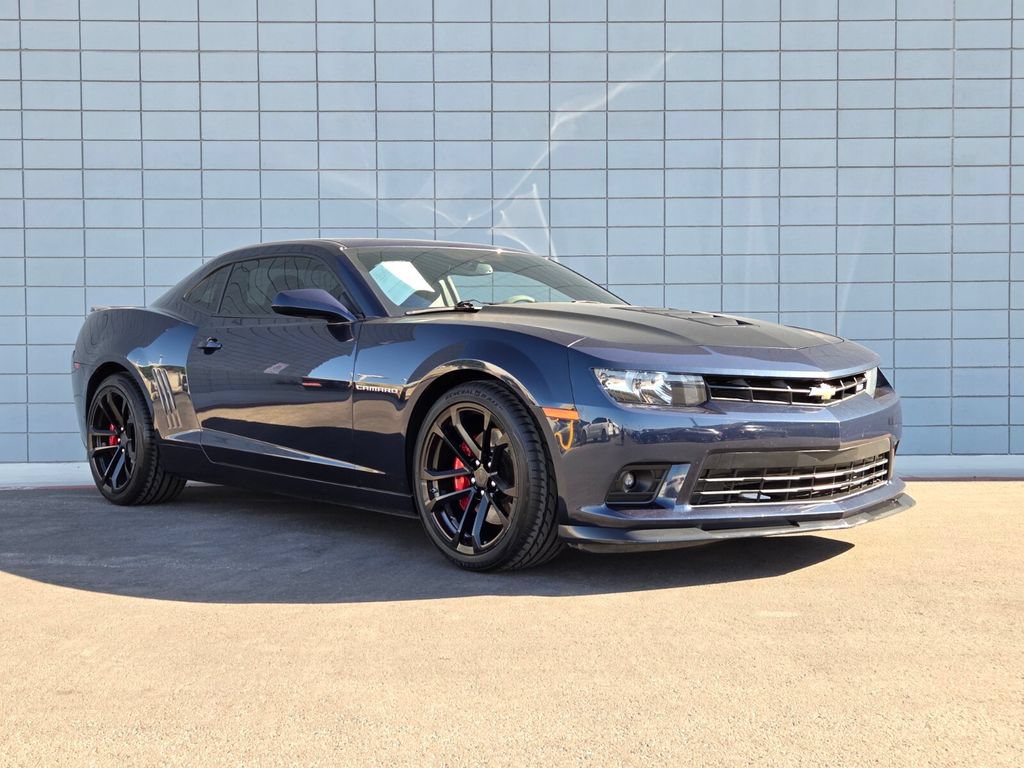 Used 2015 Chevrolet Camaro SS w/ SS Performance Package RWD image 6