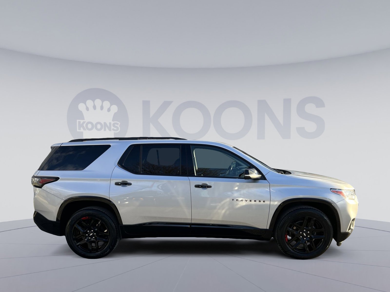 Used 2021 Chevrolet Traverse Premier w/ Redline Edition image 8