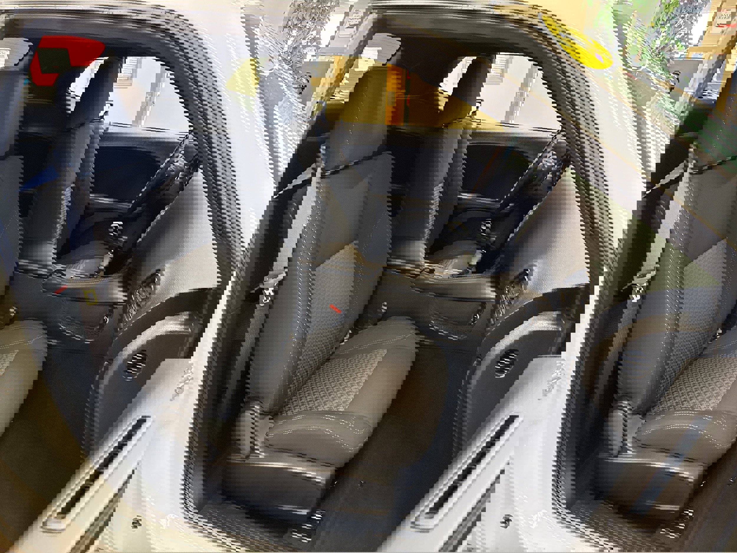 Used 2023 Dodge Challenger SXT w/ Blacktop Package image 4