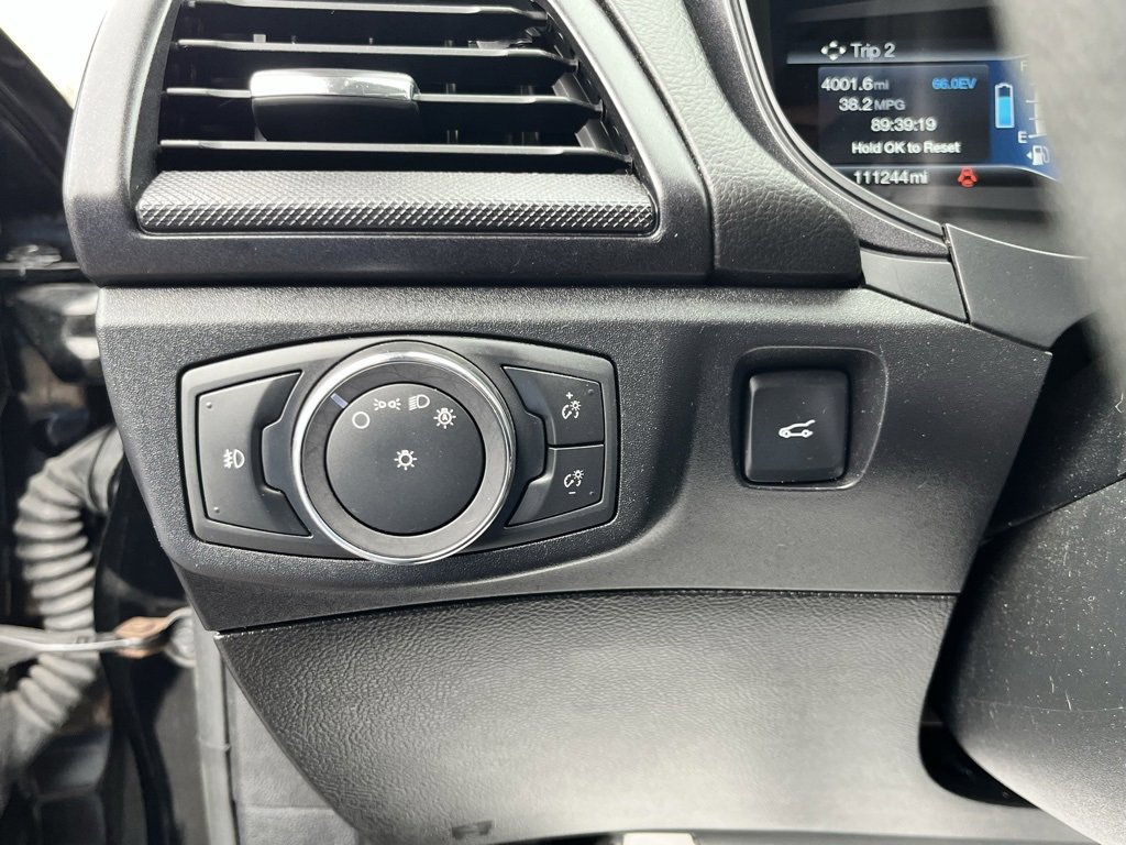 Used 2018 Ford Fusion SE w/ Equipment Group 601A image 5