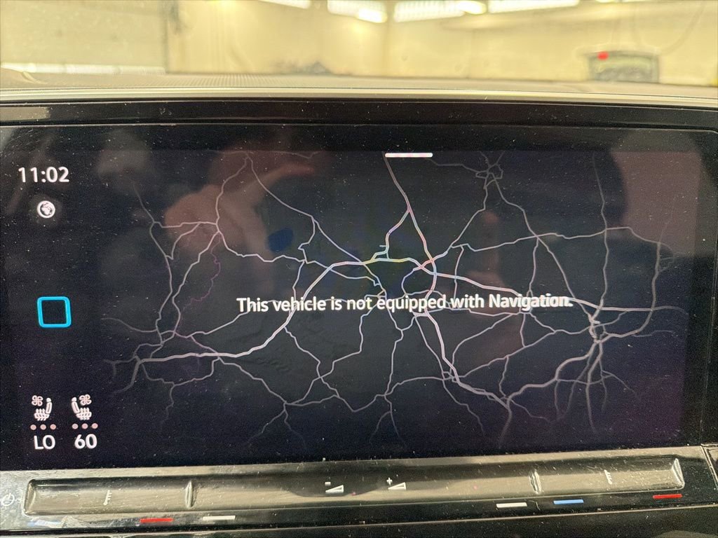 Used 2024 Volkswagen Atlas SE image 17