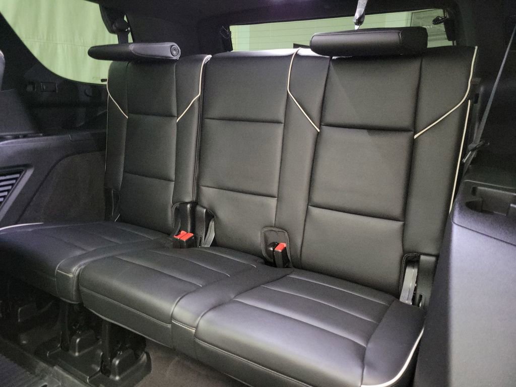 Used 2023 Cadillac Escalade Premium Luxury w/ LPO, Floor Liner Package AWD/4WD image 11