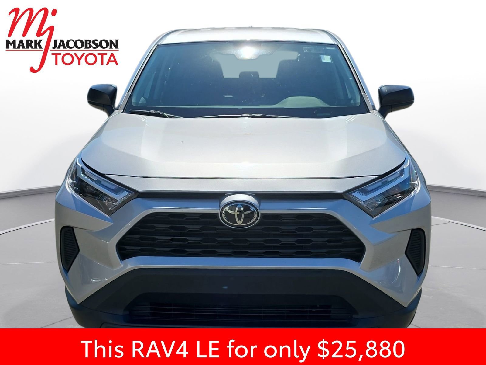Used 2023 Toyota RAV4 LE image 3
